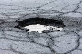 Reporting a pothole 